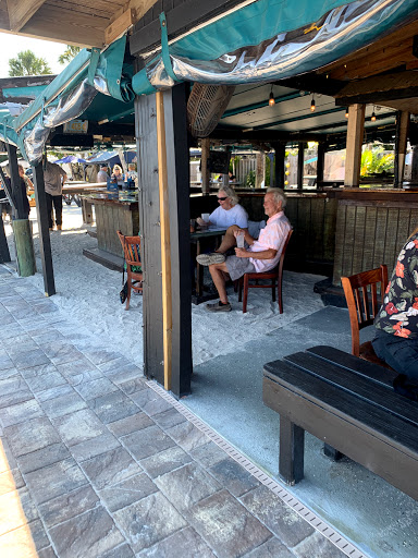 Outriggers Bar and Grill